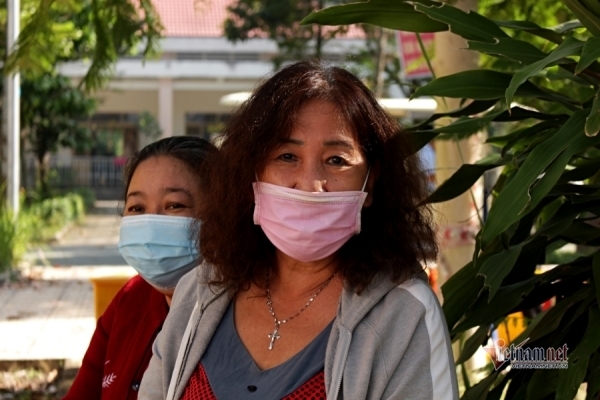 Người phụ nữ khỏi Covid-19 nhưng không muốn xuất viện về nhà