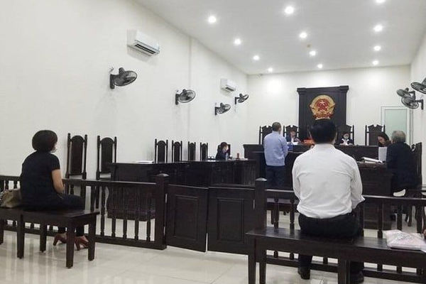 Để người tình lén lấy dấu vân tay mở điện thoại, mất ngay 2 tỷ đồng