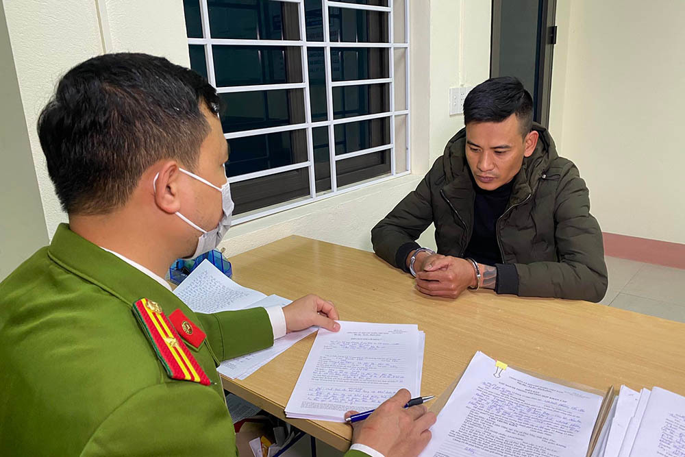 5 cặp nam nữ mua bán dâm trong nhà nghỉ bị bắt quả tang
