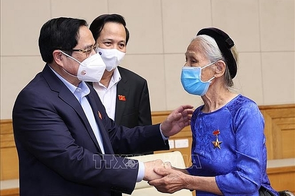 Dành hơn 435 tỷ đồng tặng quà Tết cho người có công