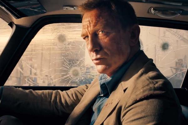 15 năm Daniel Craig xây tượng đài James Bond nhiều mất mát