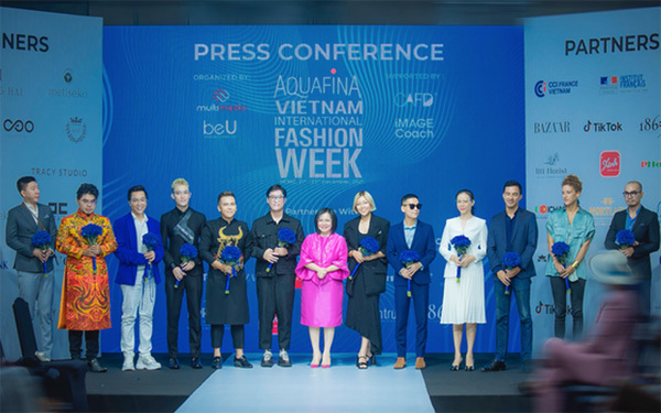 13 designers gather for Vietnam Int’l Fashion Week 2021