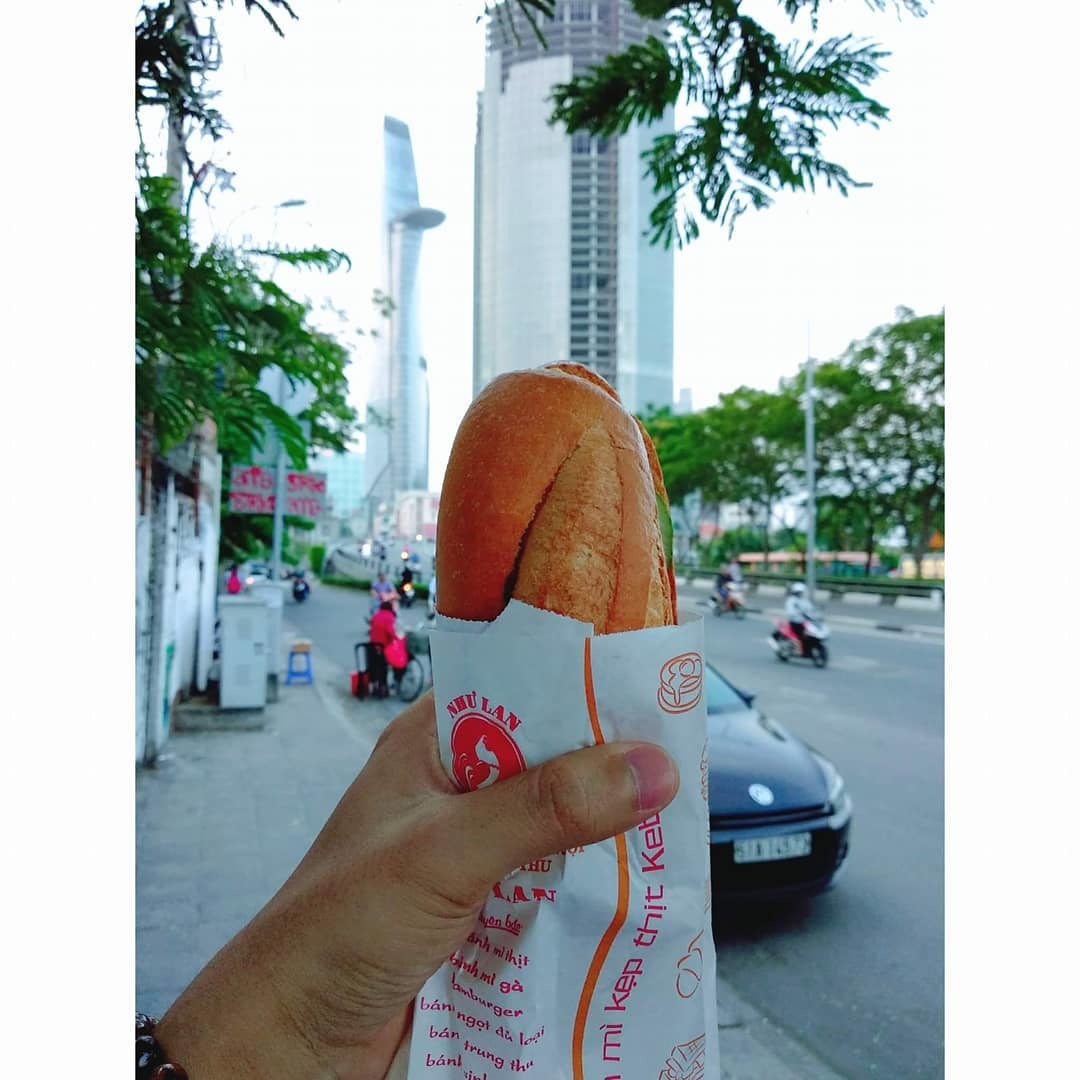 Loạt bánh mì đắt nhất Sài Gòn: Vượt Huỳnh Hoa, Bà Huynh, có loại giá 2 triệu đồng/ ổ