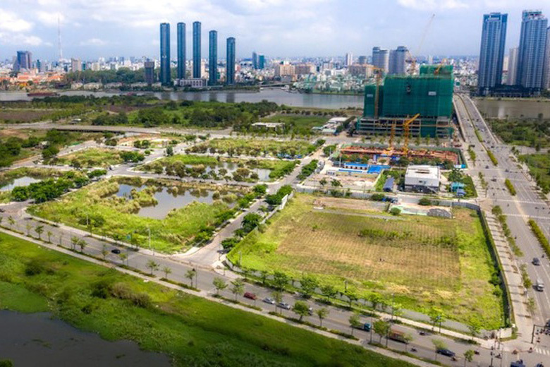 Người giàu xứ ta kiếm tiền từ đâu?