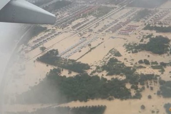 Malaysia sơ tán hàng chục nghìn người vì lũ lụt tồi tệ nhất 7 năm qua