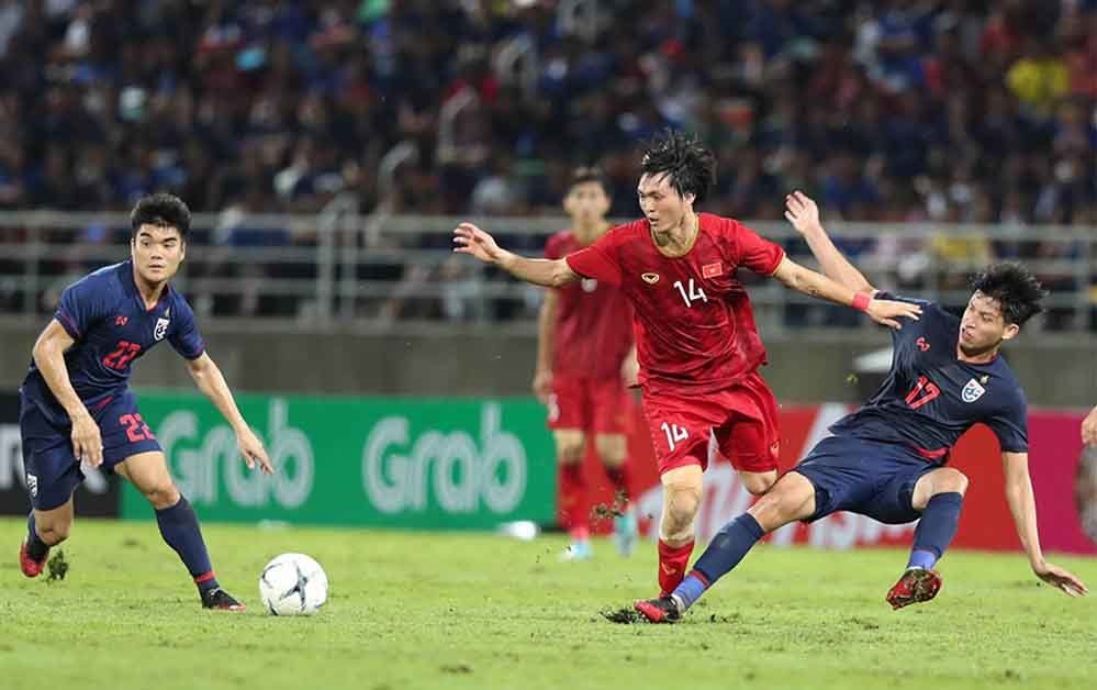Việt Nam đụng Thái Lan bán kết AFF Cup: Chọn cũng không được!