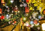 Christmas overwhelms downtown Hanoi