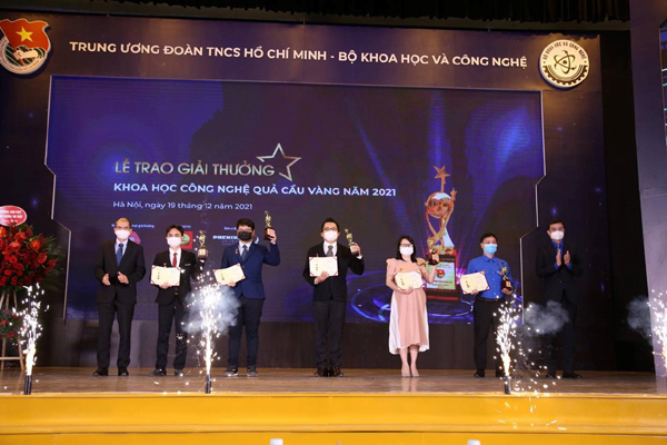 Trà Dr Thanh 10 năm đồng hành, tôn vinh các tài năng khoa học công nghệ trẻ