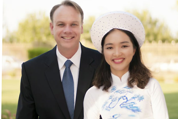 8X Việt lên mạng gõ nhầm từ khóa, ai ngờ gặp được chồng Mỹ như ý