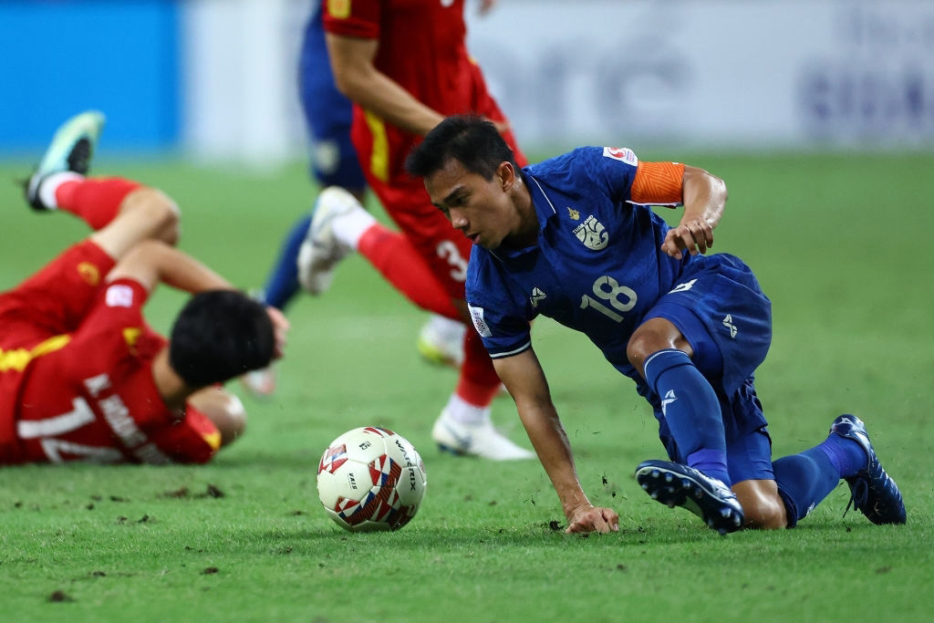 Quế Ngọc Hải nói gì khiến Chanathip đá hỏng penalty?