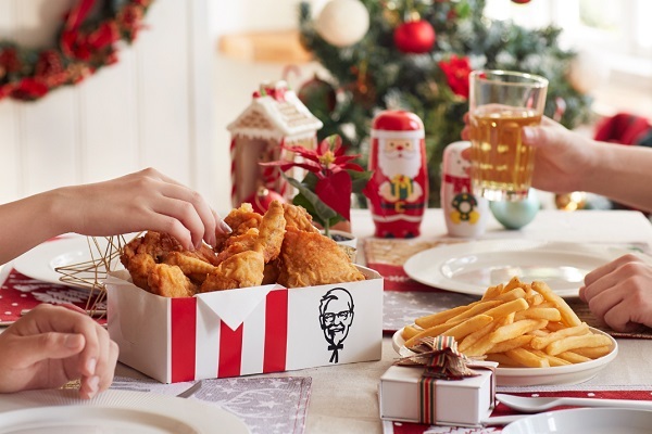 Lý do người Nhật chọn ăn gà rán KFC dịp Giáng sinh