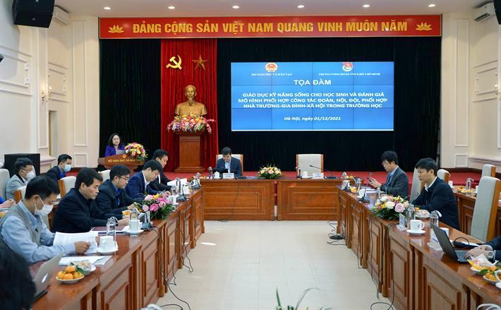 Loạt mỹ nhân làm đẹp với dầu dừa