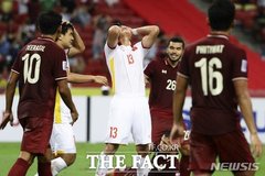 Báo Hàn: Ông Park ‘mất phép’, Việt Nam gây thất vọng AFF Cup