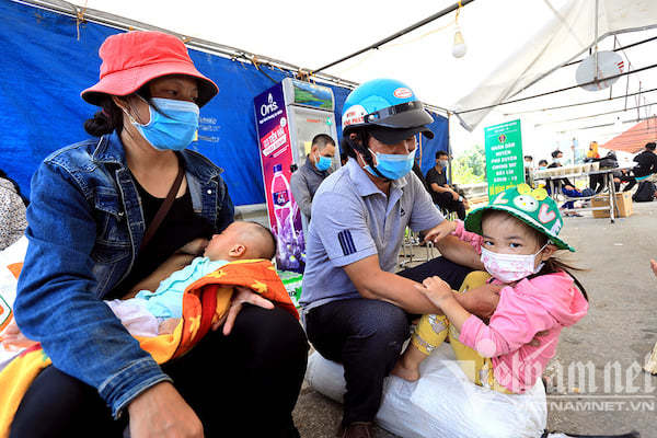 Thanh Hoá tìm cách hỗ trợ việc làm cho hàng trăm nghìn lao động về quê