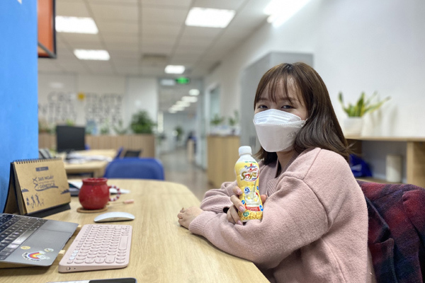 Sữa đậu nành đóng chai tiện dụng ‘được lòng’ giới trẻ