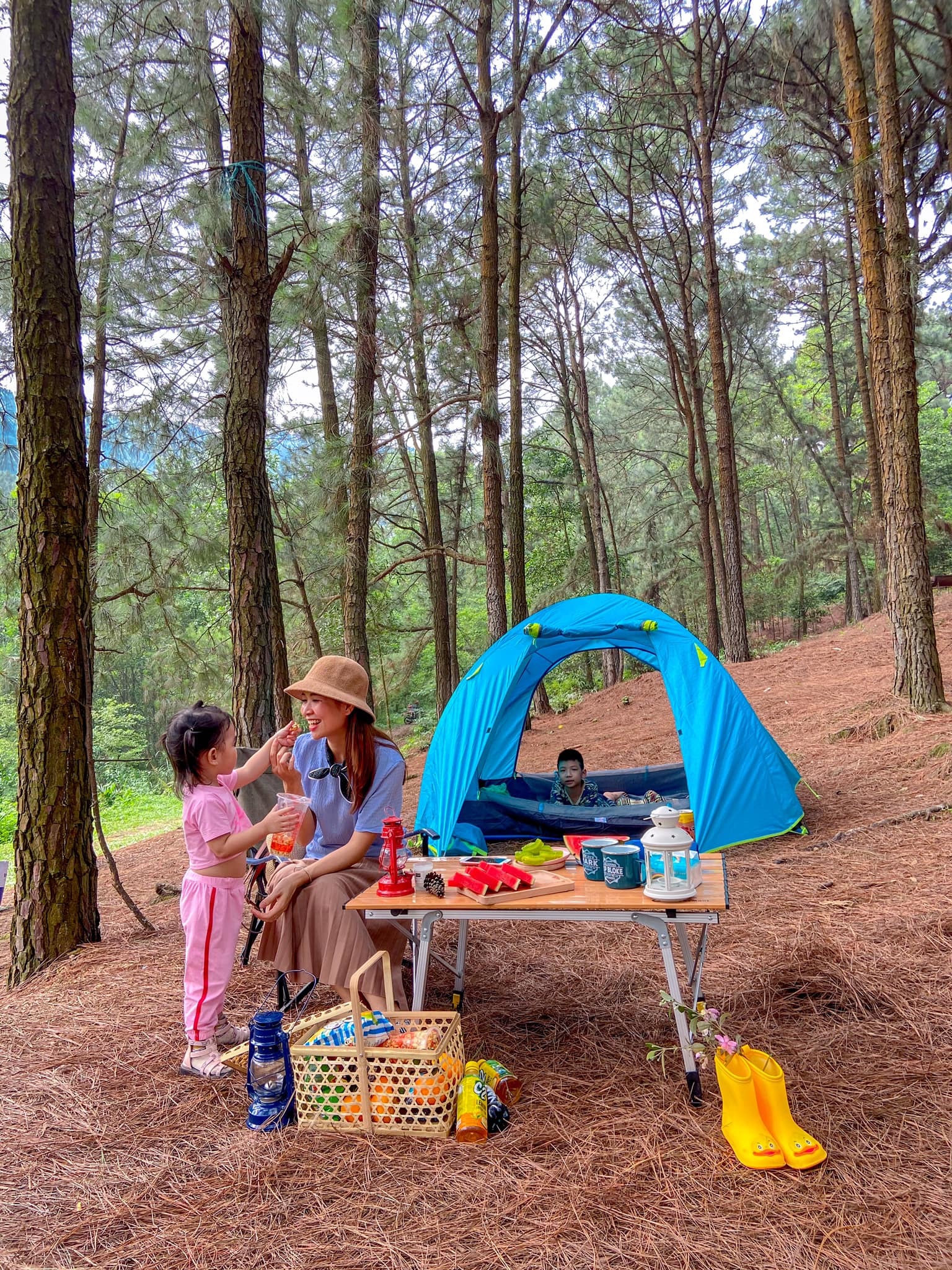 Loạt điểm cắm trại vừa đẹp vừa gần ở Hà Nội cho kì nghỉ Tết Dương lịch 2022