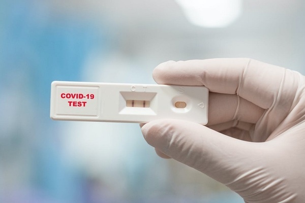 Giá test nhanh giảm 29%, tối đa 78.000 đồng
