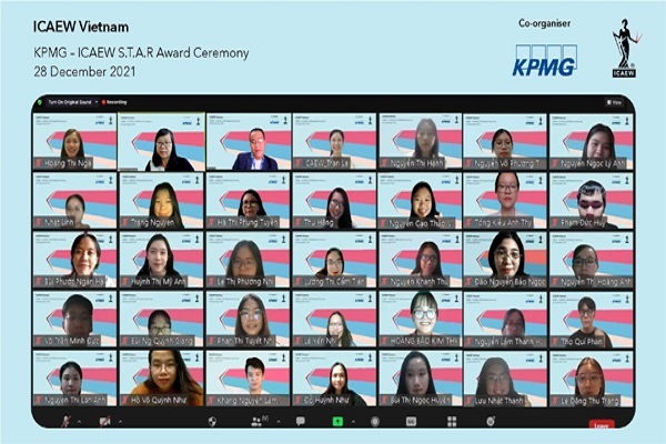 54 sinh viên TP.HCM nhận học bổng KPMG - ICAEW S.T.A.R 2022