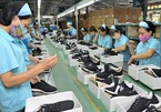 Economy hits ‘U-shape’ bottom, Vietnam warned of failing to keep pace with world