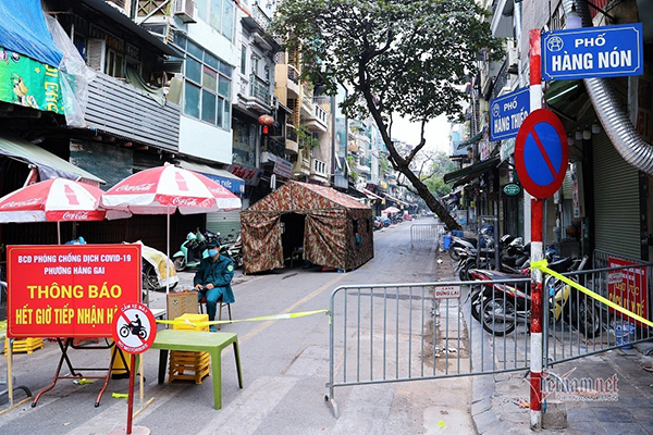Thêm 3 quận, huyện Hà Nội từ ‘vàng sang cam’, quận Đống Đa về cấp độ 2