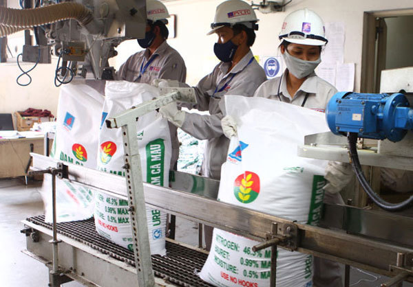 Lãi đột biến gấp 5 lần, triệu người khó khăn ông lớn vẫn thắng đậm