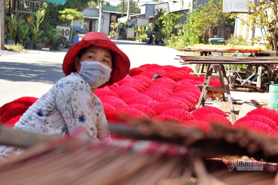 Làng nhang trăm tuổi ở TP.HCM dè dặt vào vụ Tết