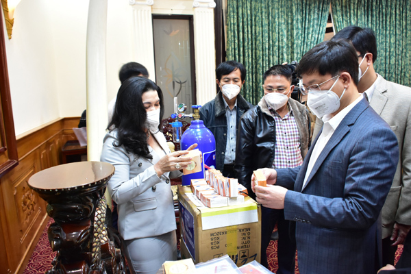 Quỹ từ thiện Kim Oanh tiếp sức tỉnh Thừa Thiên - Huế chống dịch
