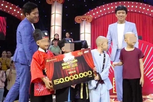 'Tịnh thất Bồng Lai' trục lợi từ thiện vì sự dễ dãi của các gameshow?