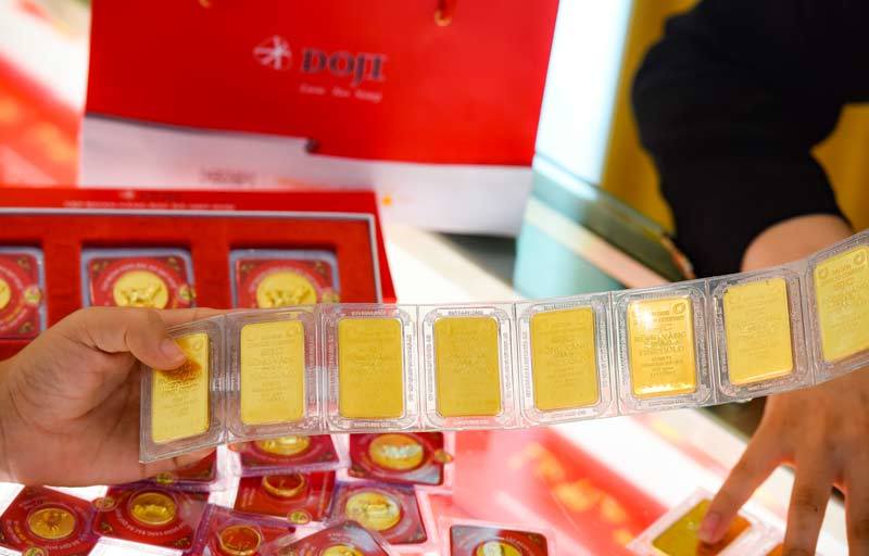 Giá vàng hôm nay 6/1: Đón tin tốt, đảo chiều giảm mạnh