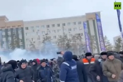 Chính phủ Kazakhstan tuyên bố tình trạng khẩn cấp chống bạo loạn