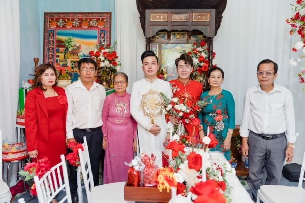 Đám cưới của cặp đôi đồng tính nam ở Tây Ninh sau 11 năm quen nhau