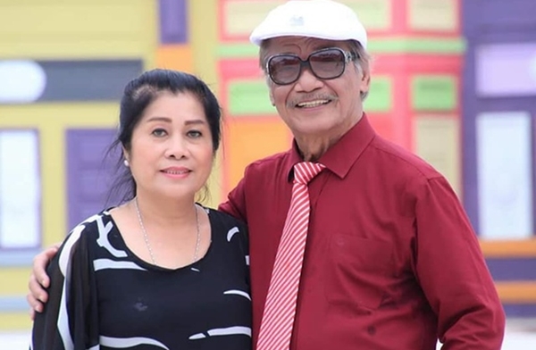 Tuổi 86, NSND Trần Hiếu hạnh phúc bên người vợ thứ 3 kém 18 tuổi