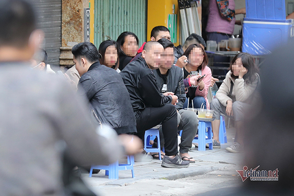 Quận Hoàn Kiếm thông tin vị trí bán cà phê, hàng ăn trên vỉa hè