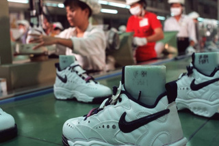 Vietnam becomes major manufacturer of Nike sports shoes