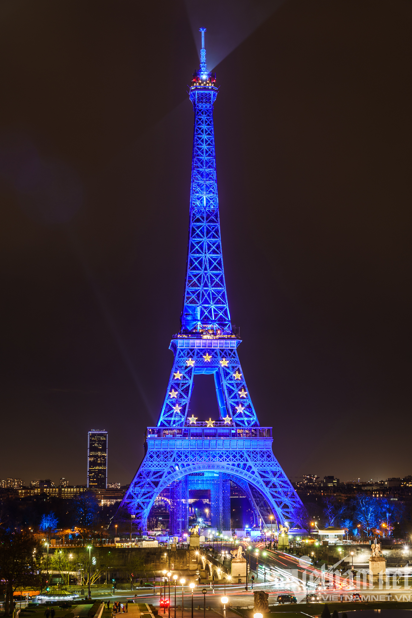 hintergrundbild tempel lichter stadt stadtbild nacht architektur symmetrie Französischer Turm Paris Eiffelturm kuppel wahrzeichen 1600x1200 BDV 195198 Hintergrundbilder WallHere