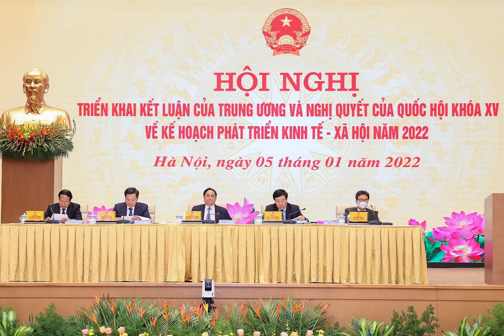 Phấn đấu tăng trưởng GDP năm 2022 đạt 6-6,5%