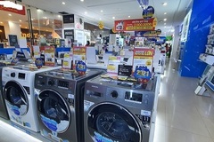 Home-appliance distributors bargain products away, shut down after incurring big losses