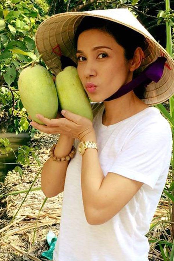 Hai mỹ nữ tên Trinh: Thanh xuân nhiều tai tiếng, giờ ăn chay niệm Phật