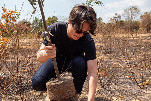 Hà Anh Tuấn trồng 5.000 cây Sao Đen ở rừng Tà Cú, Bình Thuận