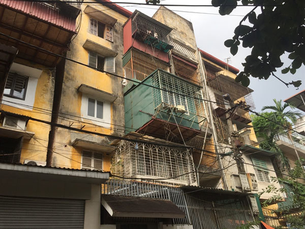 Hanoi to demolish run-down apartment buildings in 2023 Q3