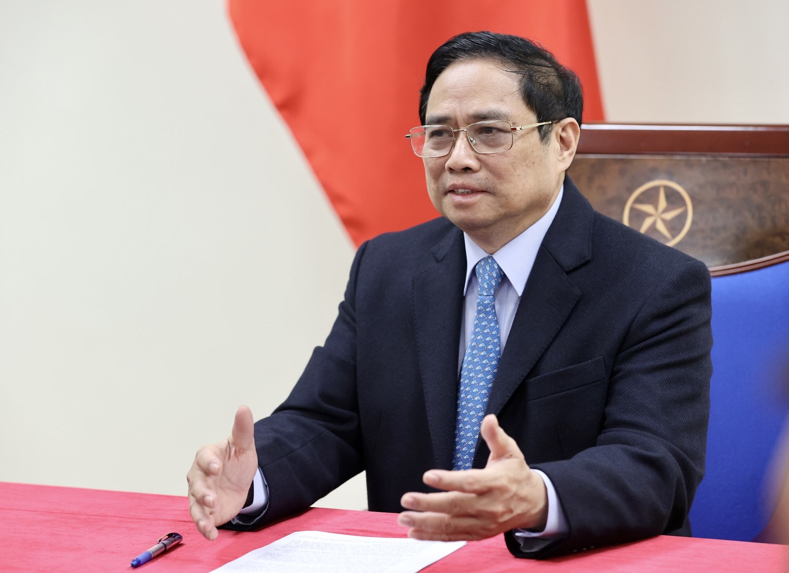 Hai Thủ tướng Việt Nam-Trung Quốc điện đàm, tháo gỡ ách tắc cửa khẩu