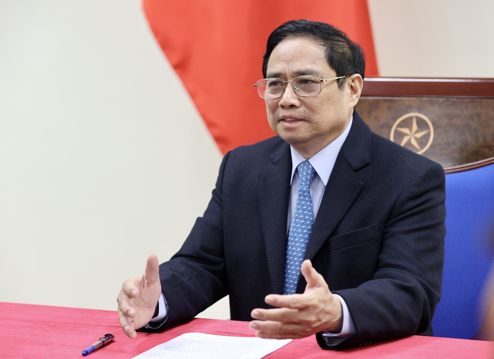 Hai Thủ tướng Việt Nam-Trung Quốc điện đàm, tháo gỡ ách tắc cửa khẩu