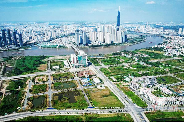 Thị trường và cú quay xe của Tân Hoàng Minh