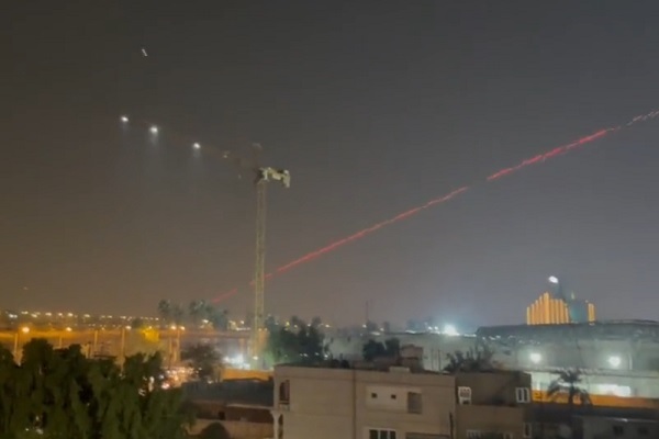 Sứ quán Mỹ ở Iraq bị tấn công rocket