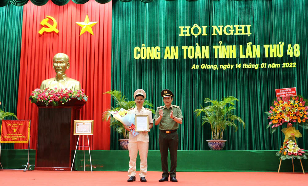 Đại tá Bùi Tấn Ân làm Phó Giám đốc Công an tỉnh An Giang