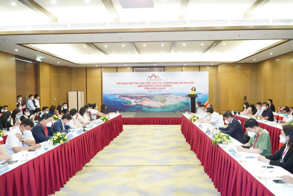 ﻿﻿ Kiên Giang ‘bắt tay’ doanh nghiệp hàng không phát triển du lịch