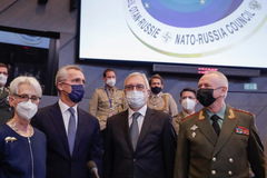 Khủng hoảng Ukraina: Nga và NATO khó thu hẹp bất đồng