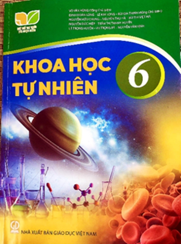 Sách Khoa học Tự nhiên 6 viết sai về Mặt Trăng