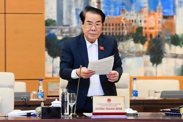 Đề nghị xử nghiêm người 'thổi giá' bất động sản, chuyển nhượng cổ phiếu không báo cáo