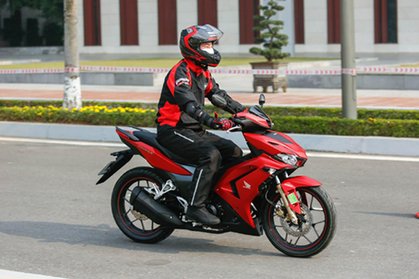 Honda Winner X 2022 như một siêu xe thể thao